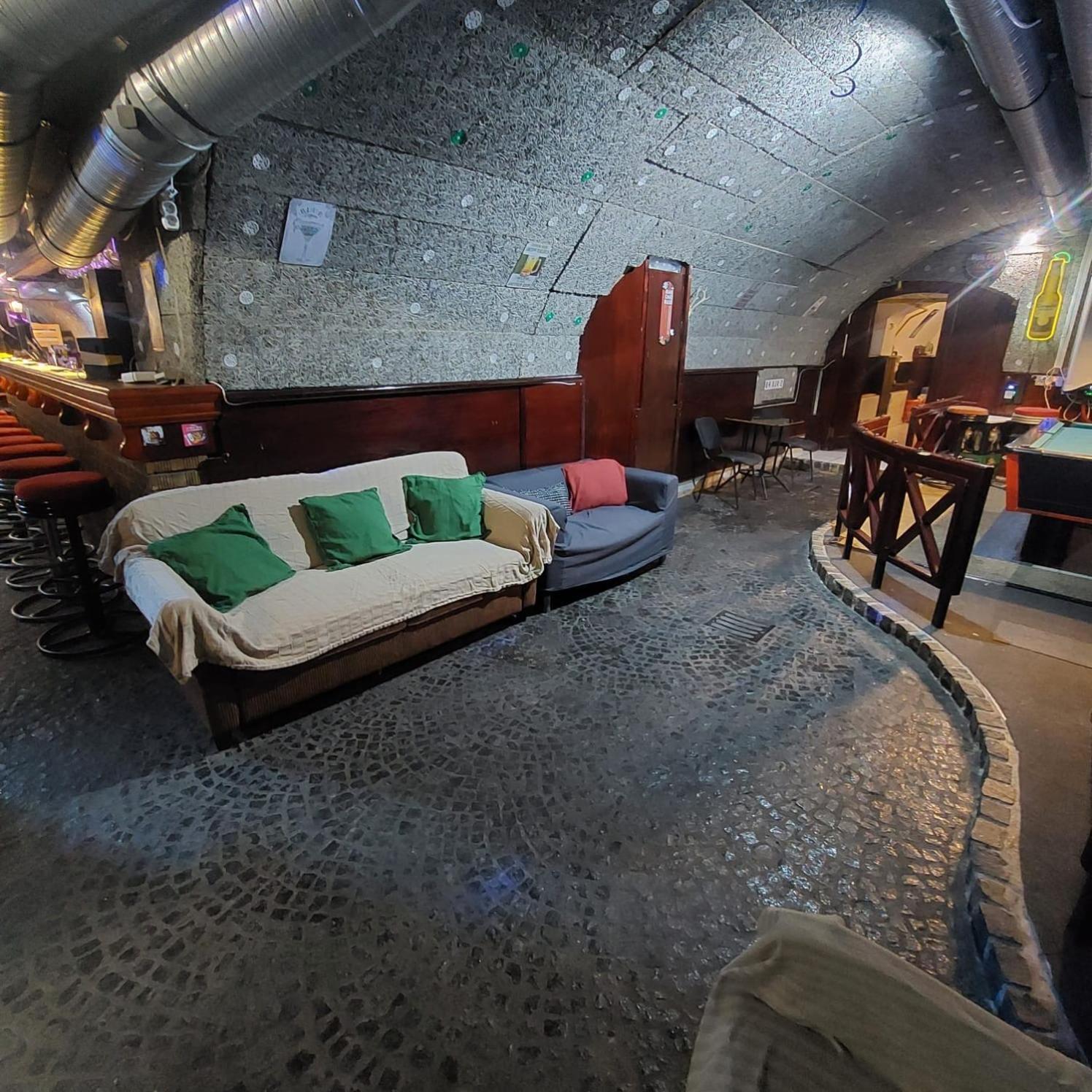 Whole Basement Former Pub 5 For Stag Do Budapesta Exterior foto